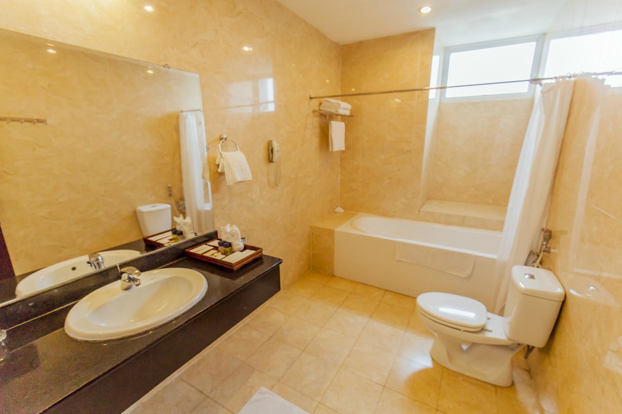 Thien An Riverside Hotel Kuang Ngai Dış mekan fotoğraf